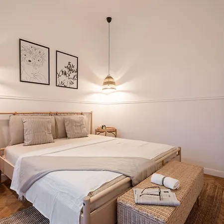 Draco With A/c Appartement Budapest